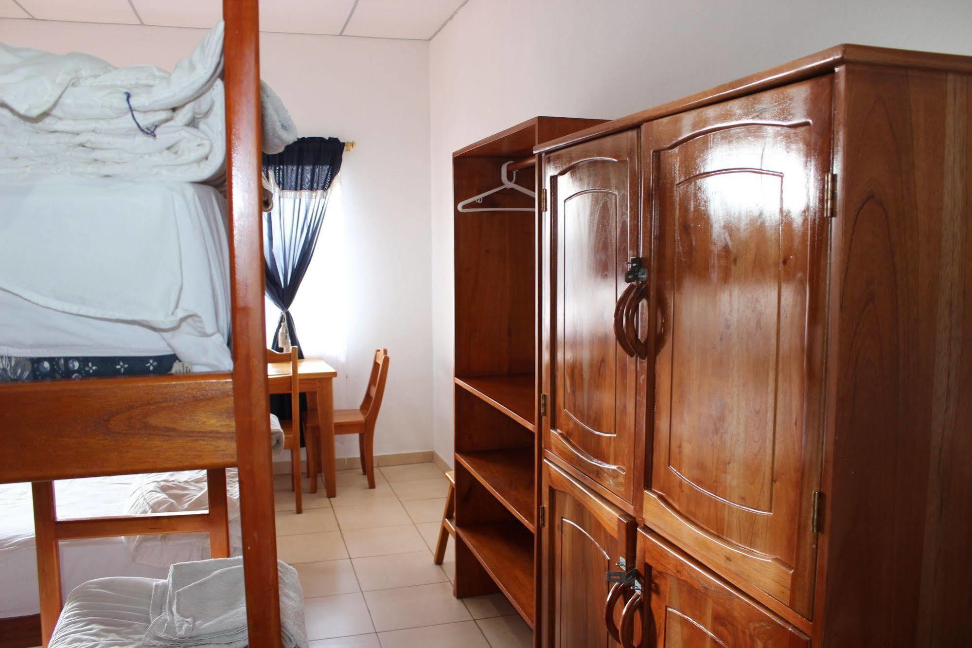 Galapagos Best Hostel Puerto Ayora  Exteriér fotografie