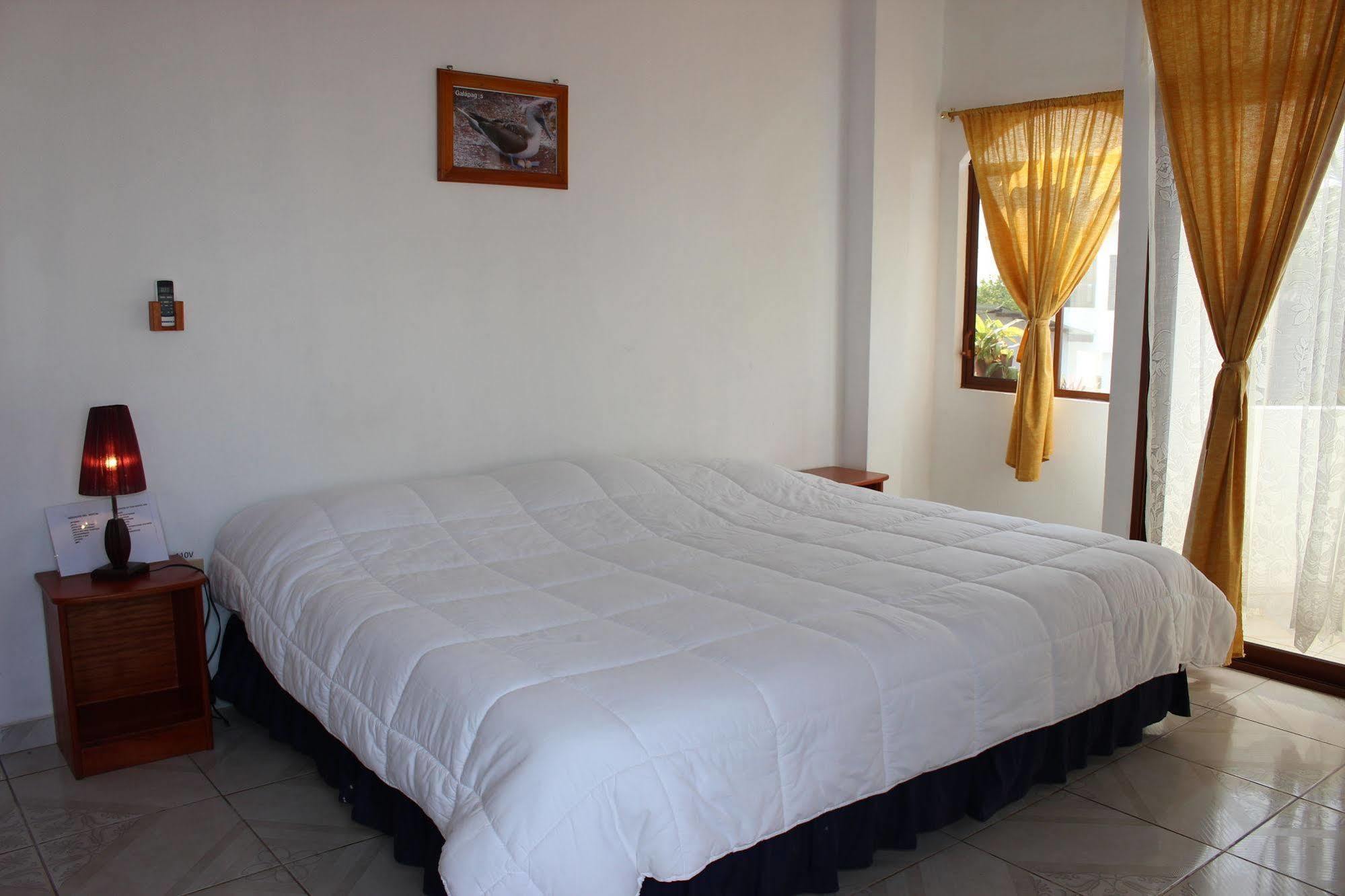 Galapagos Best Hostel Puerto Ayora  Exteriér fotografie